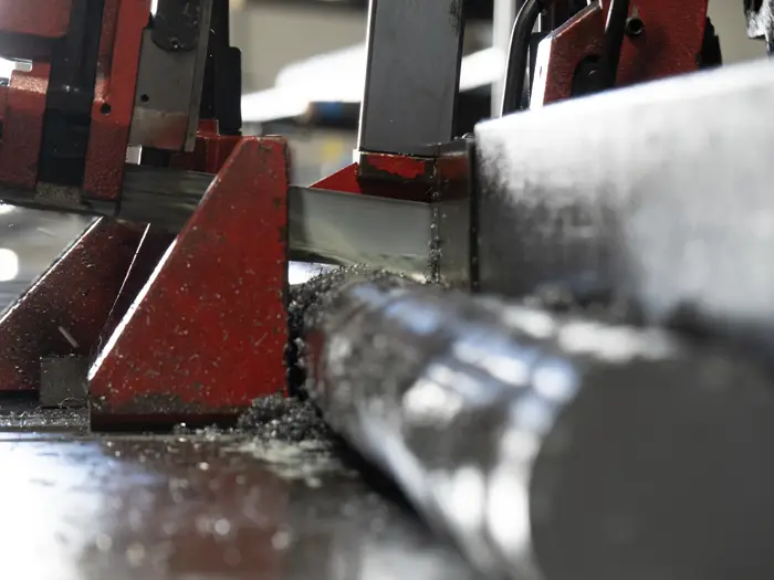 Automatic saw